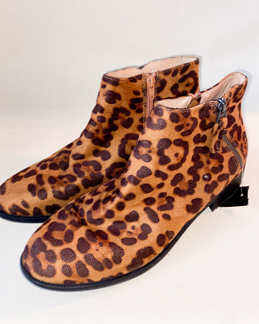 Cheetah Print Zip Up Boots