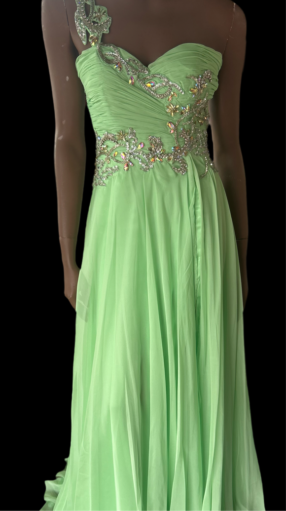 May Queen Size 4 Green Formal