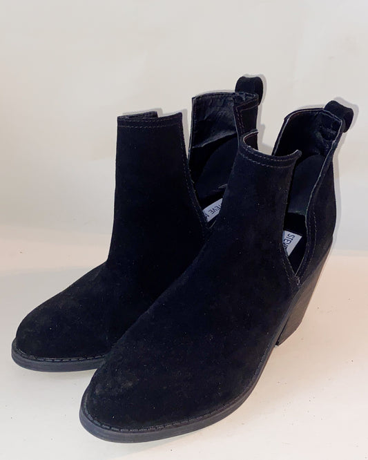 Steve Madden Black Suede Ankle Boots